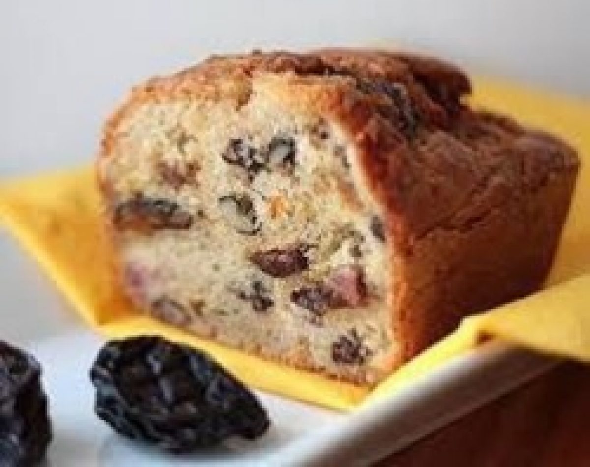 Cake Aux Pruneaux Et Aux Raisins Au Miel Et Sirop D Erable Recettes Et Terroirs